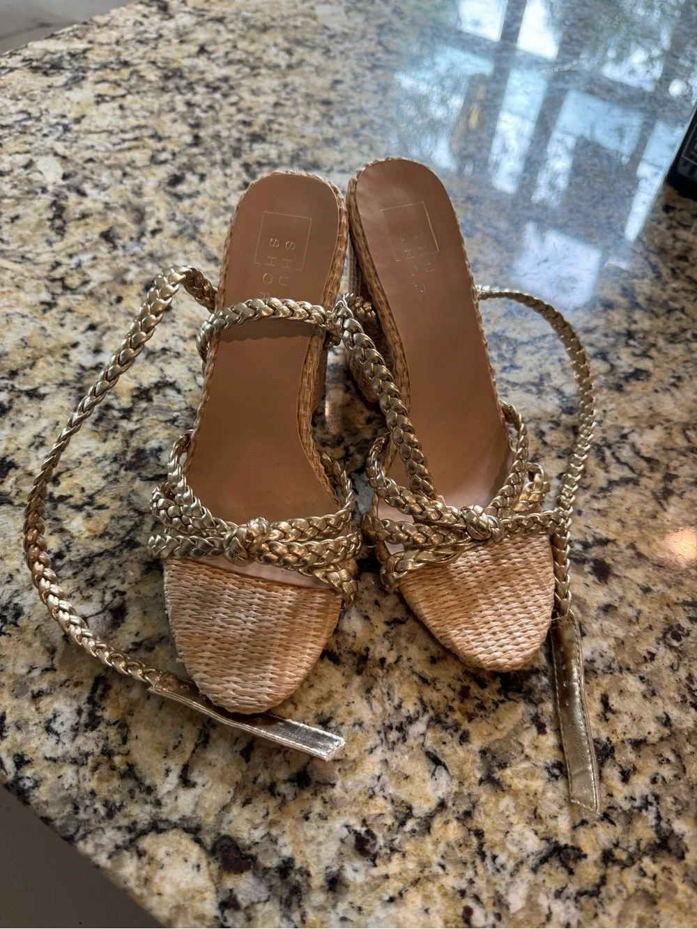 SHU SHOP Helen Gold Braided Raffia Block Heel Sandals